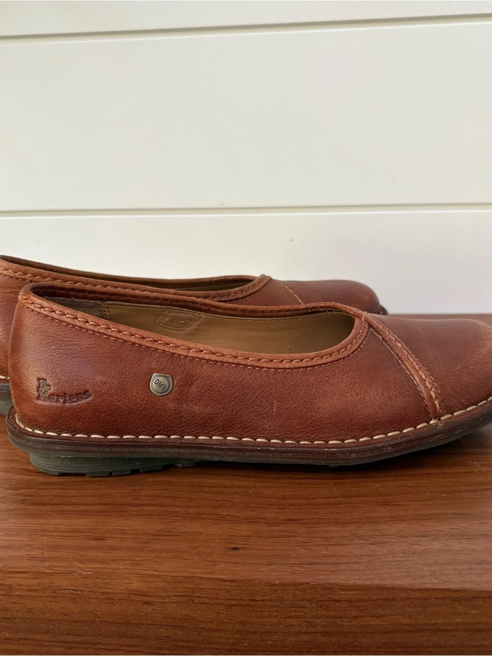 Vintage Dr. Martens Brown Leather Ballet Flats Shoes Sz 5 Slip Ons Classic Boho - Picture 2 of 9